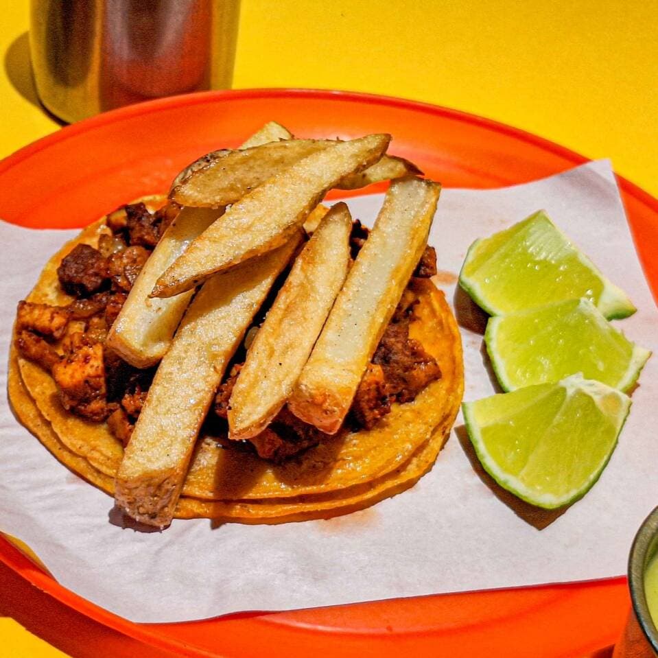 Taco de pastor con papas