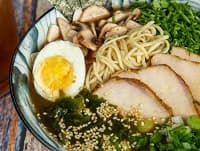 RAMEN & CHILL LAS QUINTAS (URBAN FOOD)