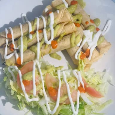 Taquitos Dorados Lou Lou