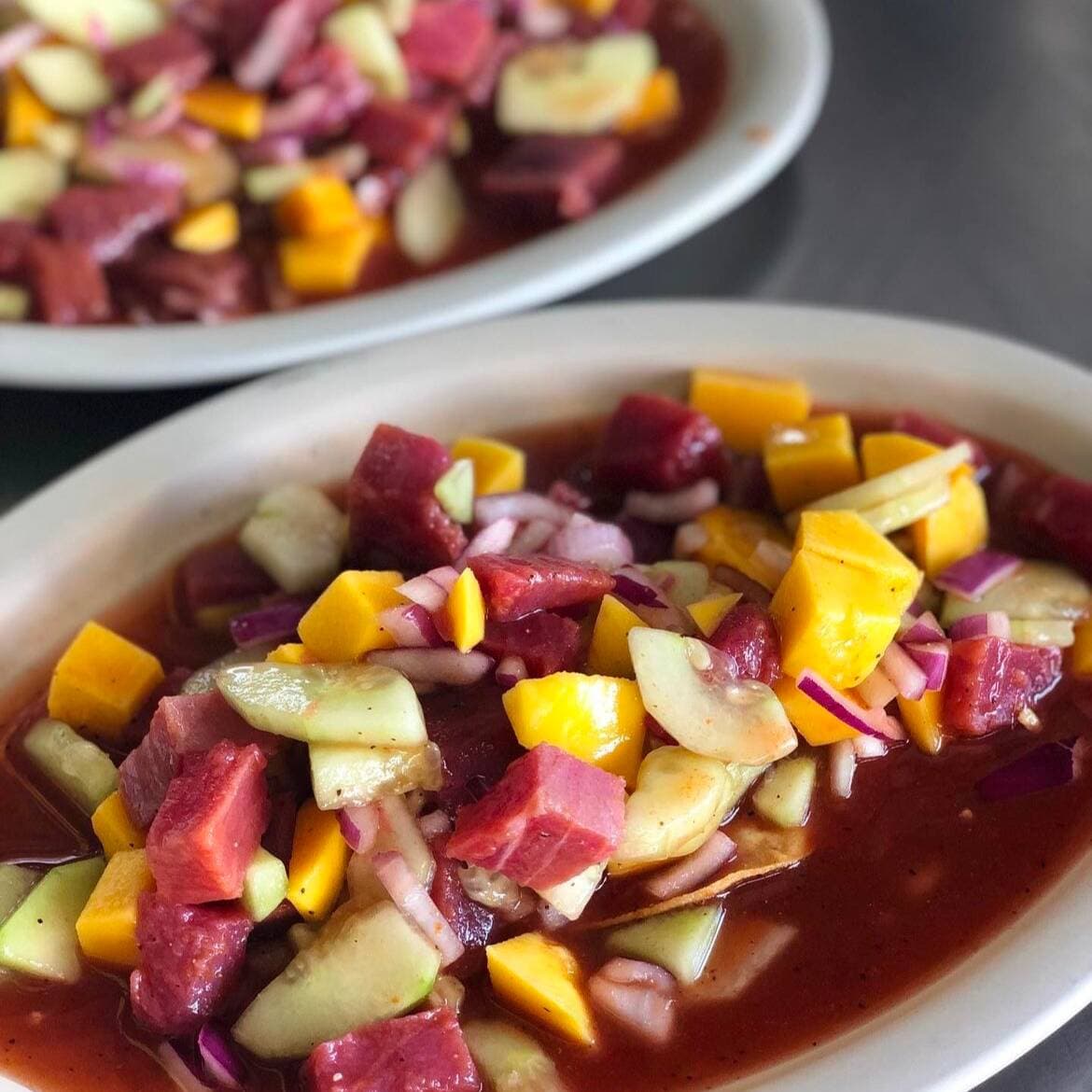 TOSTADA DE ATUN CON MANGO