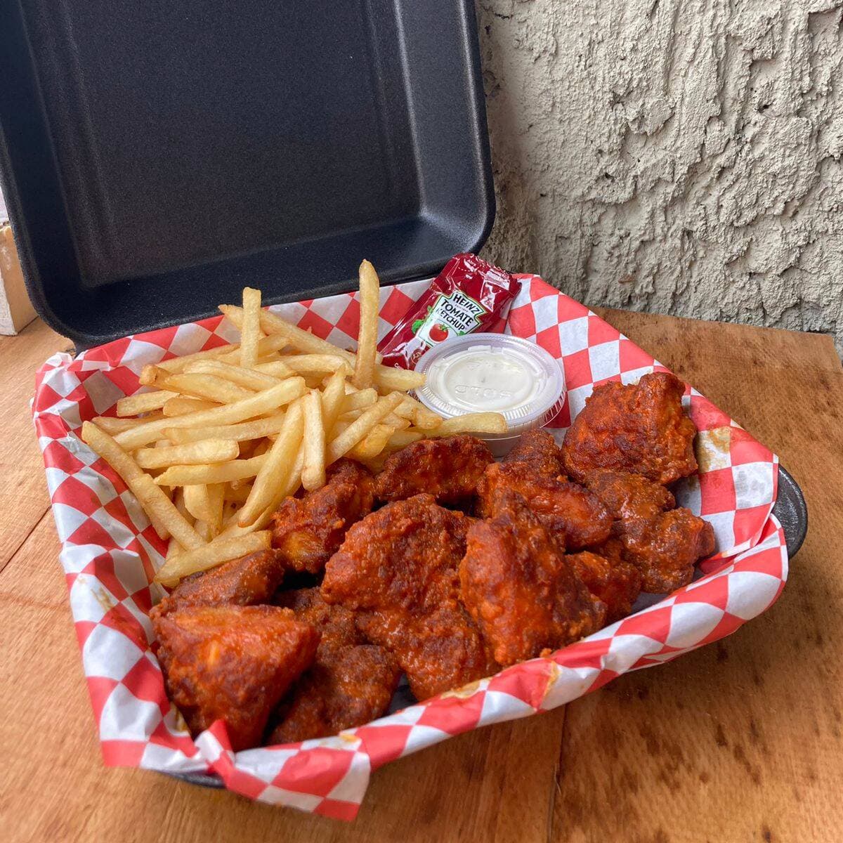 Boneless Solitarios