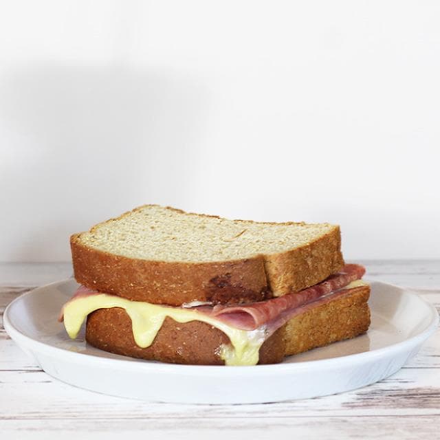 SANDWICH DORADITO