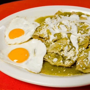 Chilaquiles con Huevo