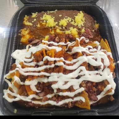 Chilaquiles Rojos Con Sirlon picado