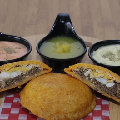 COMBO Arepa de Trifásicax4(Carne+Pollo+Huevo)