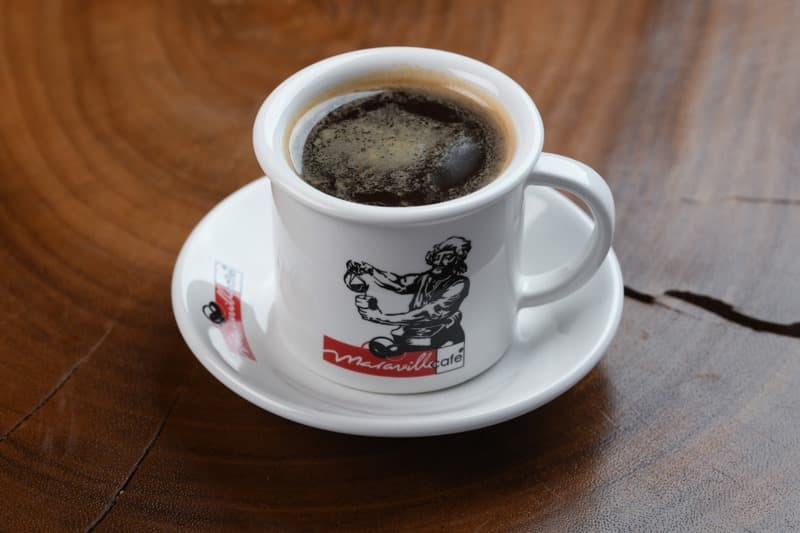 Café Americano.