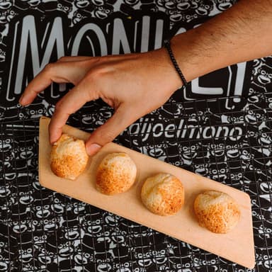 PAN DE MONOS