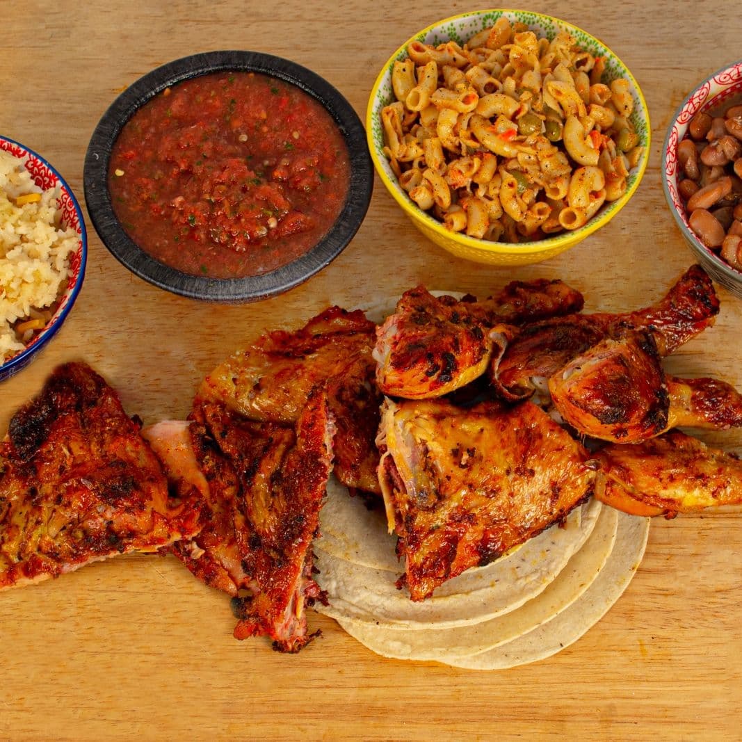 8 Piezas + Salsa y Tortillas