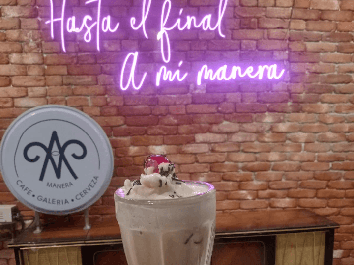 A MI MANERA, CAFE, GALERIA Y BAR