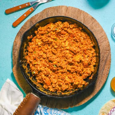 Huevos con chorizo