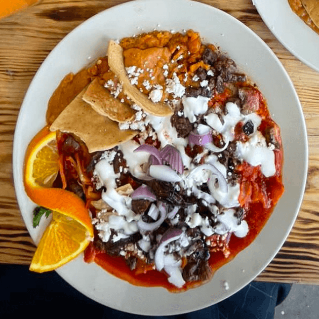 Chilaquiles Chipotle con Proteína