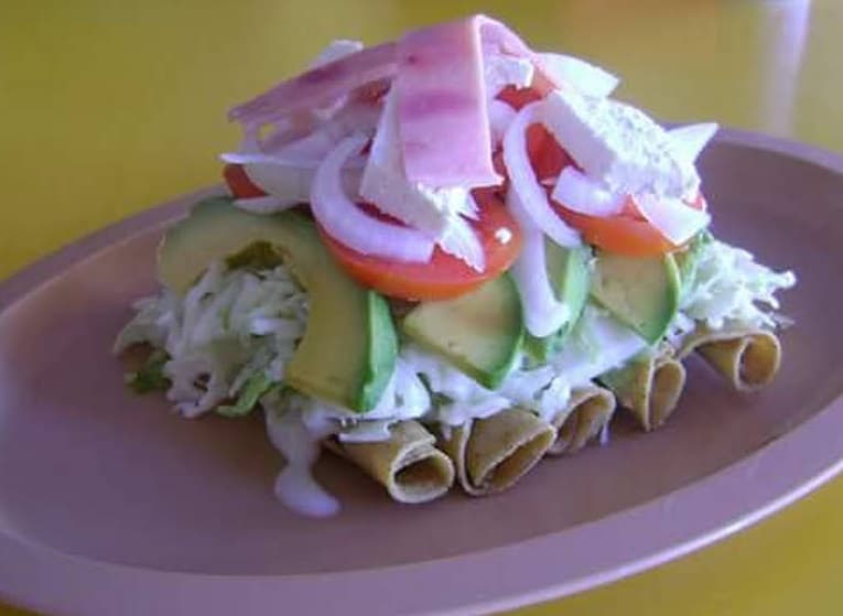 TACOS Y TORTAS DON LAYO