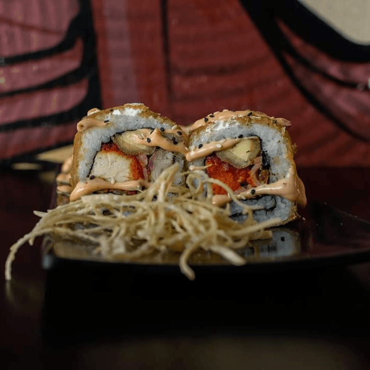 CHIKEN HOT ROLL