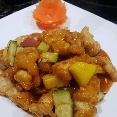 Trozos de Pescado en Salsa Agridulce