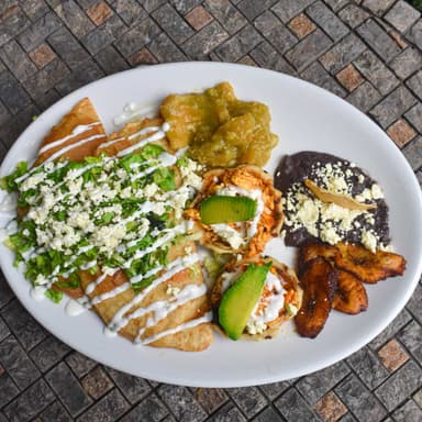 Plato Monalica