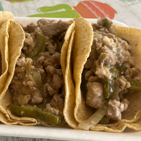 Taco de Bistec con Nopales