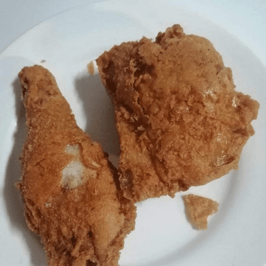 Pollo Frito de Muslo y Cuarto