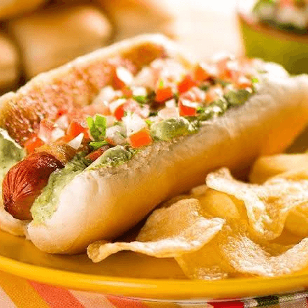 PERRO CALIENTE CON PAPAS