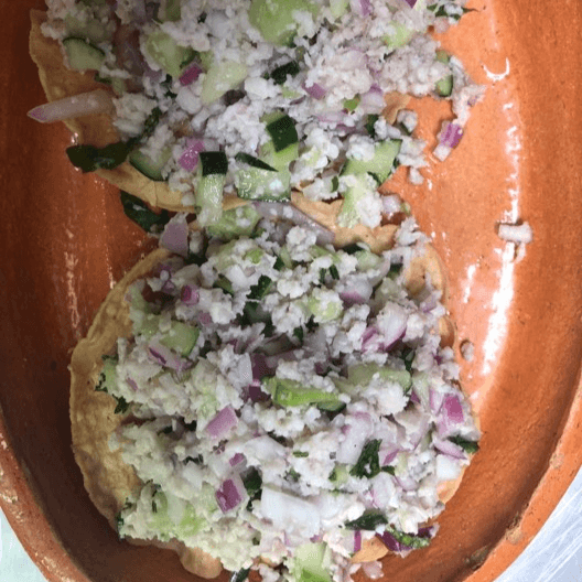 Tostada de Ceviche de Pescado