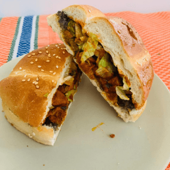 Torta de Cecina Enchilada