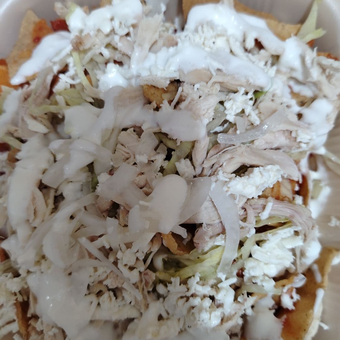 Chilaquiles Rojos /Pollo