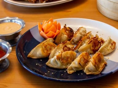 Dumpling a la Plancha ( 10 pz )