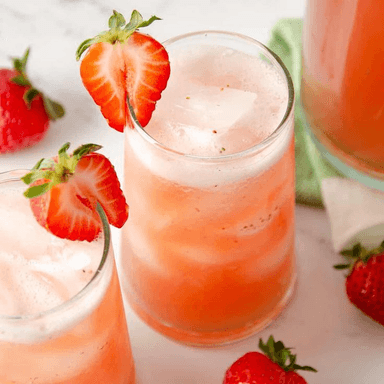 Agua de Fresa