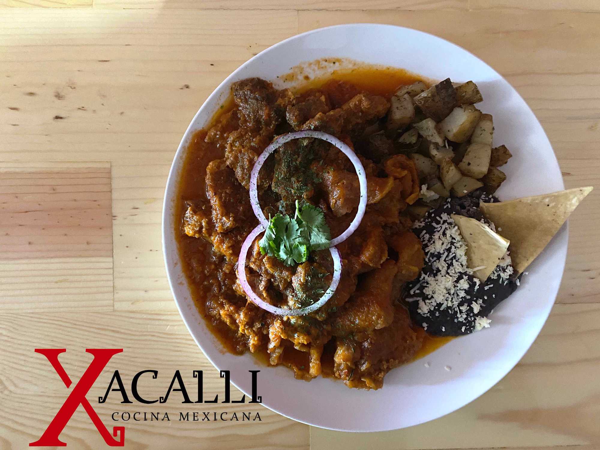 Chicharrón en Salsa Roja