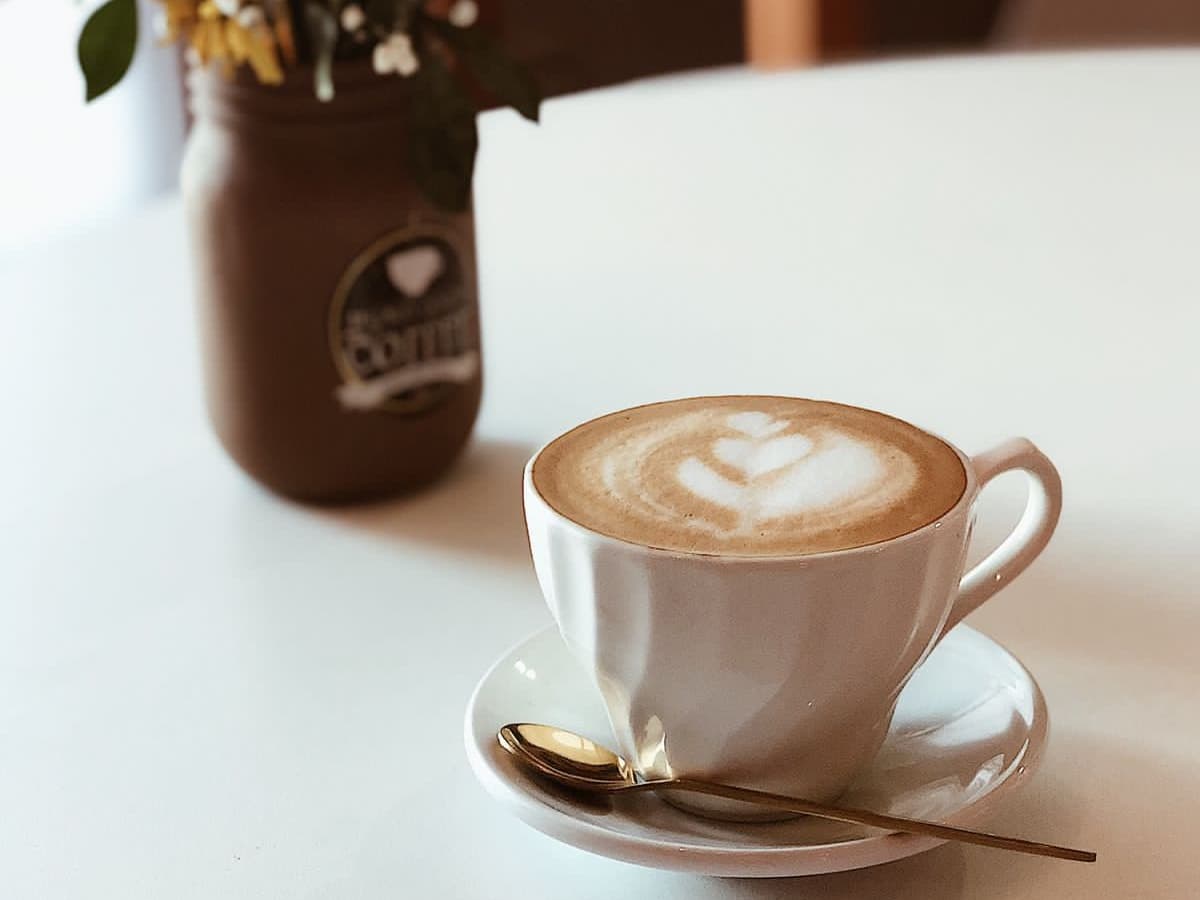 PLUMA CEREZA CAFE