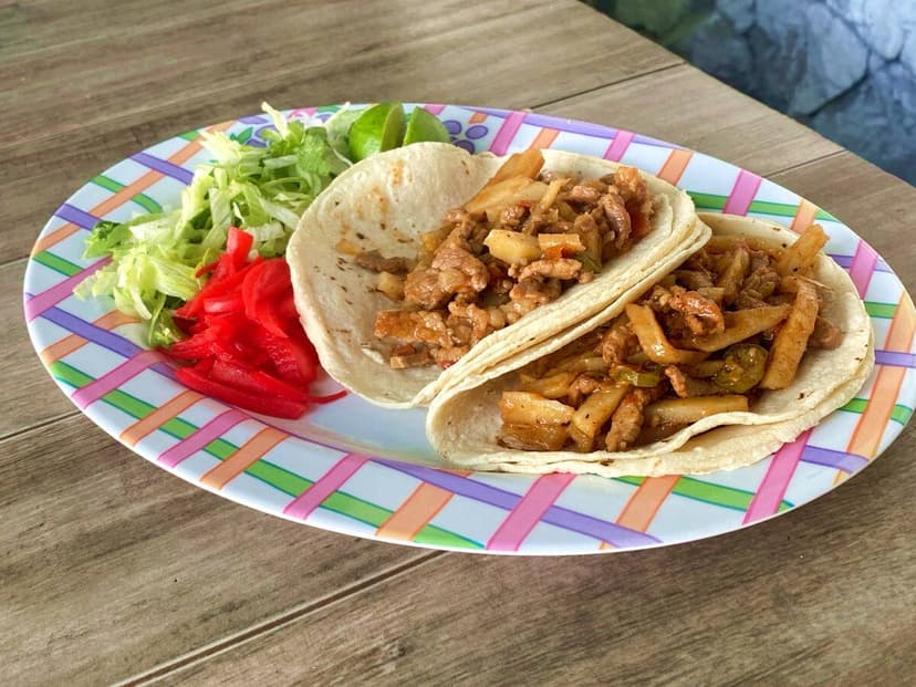 El Mario Tacos de Guisos