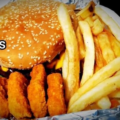 PAQ. INDIVIDUAL HAMBURGUESA- NUGGETS -PAPASF