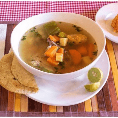 Caldo de Pollo