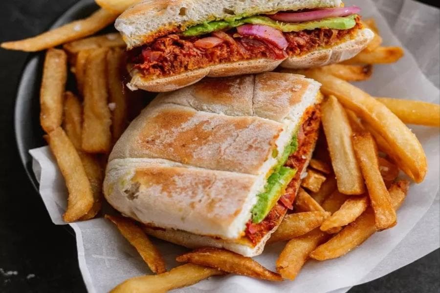 TORTA COCHINITA