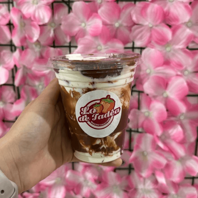 Fresas con Crema Chicas con NUTELLA