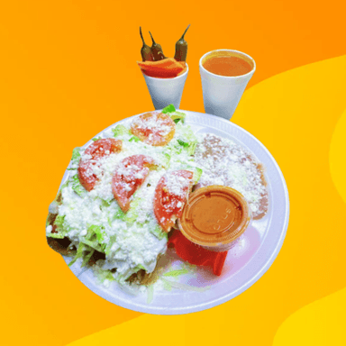 Tacos Dorados con Queso Monterrey