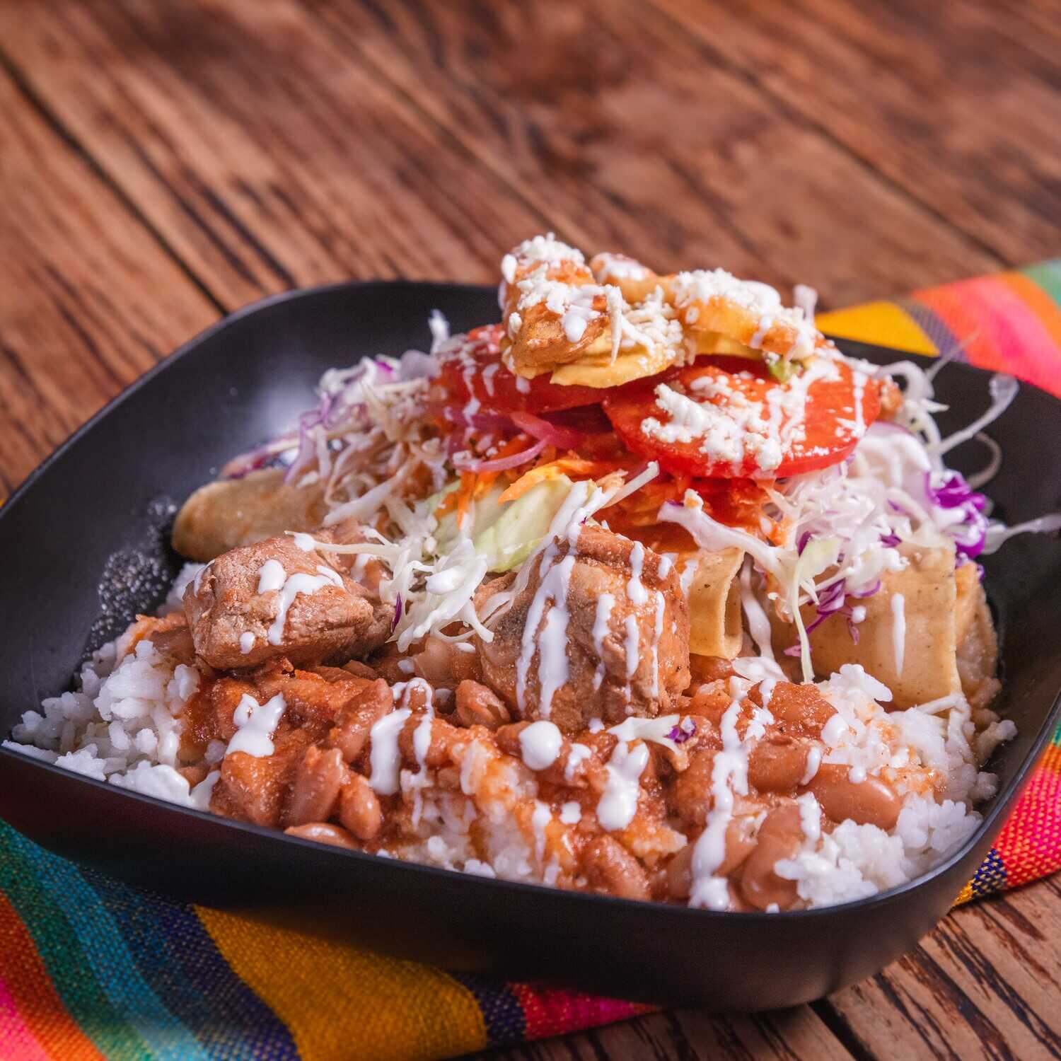 Morisqueta/Costilla/Queso/Tacos/Enchiladas