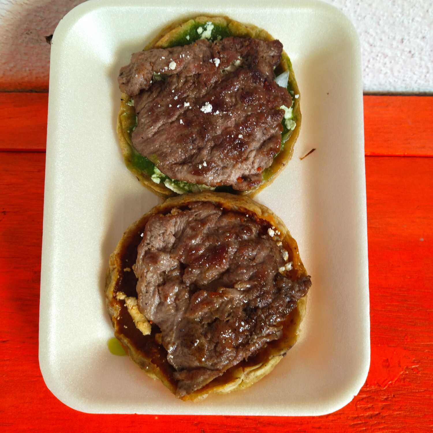 {2} PICADITAS DE BISTEK SALSA +JUGO BIDA