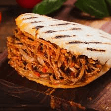 Combo Arepa de Carne x3 + Bebida