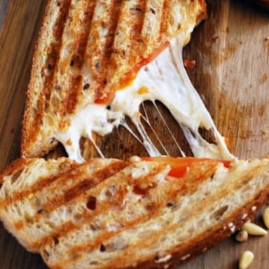 Sandwich tiras de pechuga empanizada