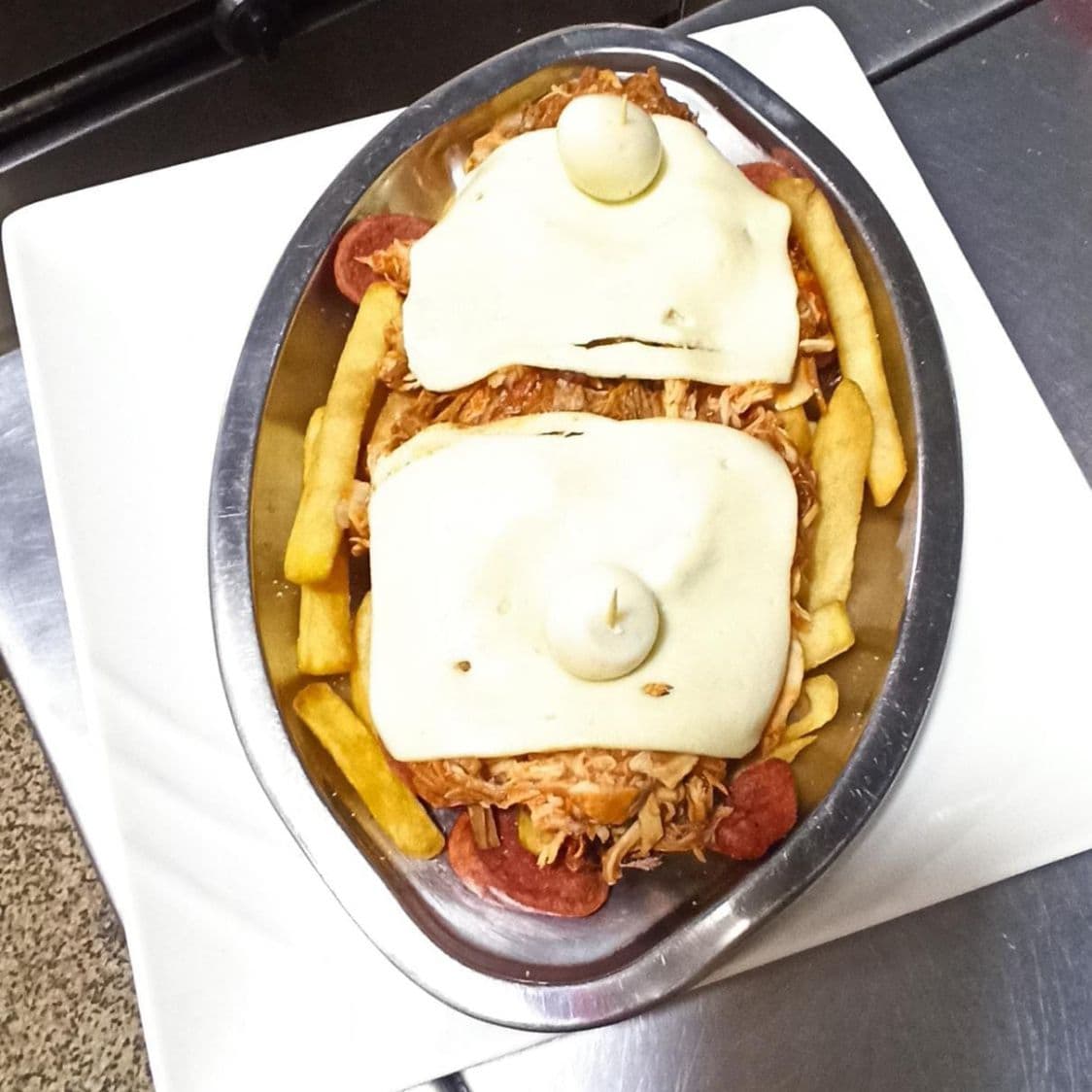 Salchipapa Especial
