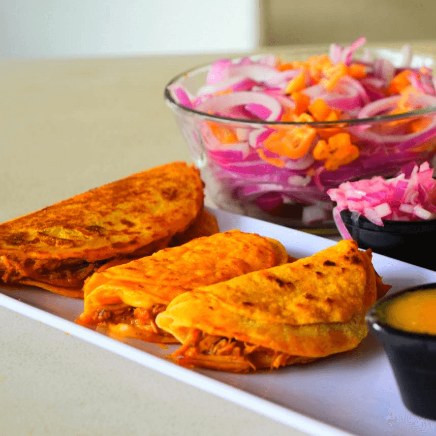 #ComboQueso (1Quesadilla+2TacosQueso)