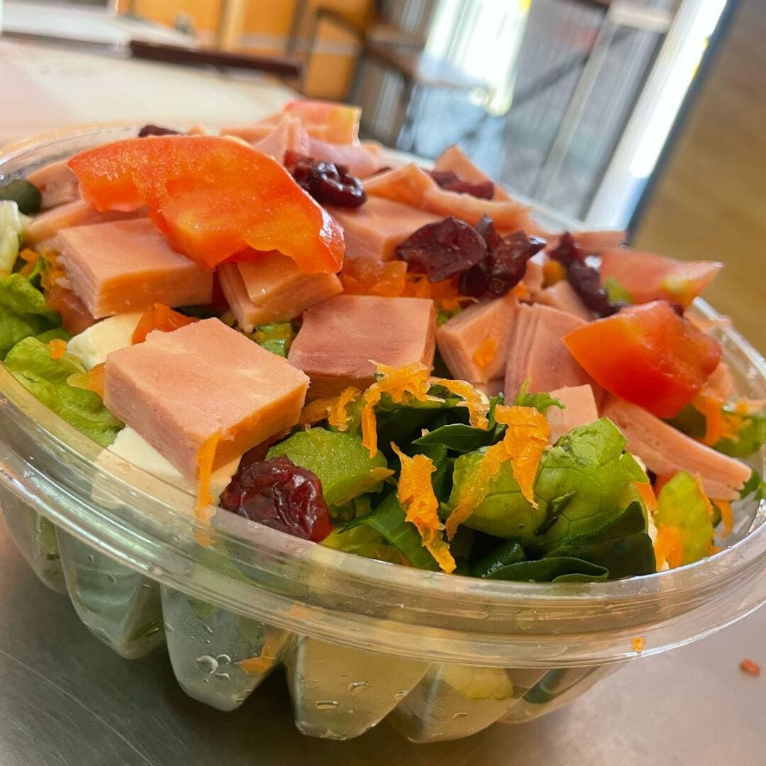 Ensalada de Jamón con Queso Panela