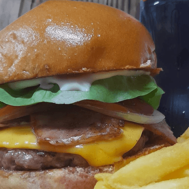 Hamburguesa Cheese & Bacon