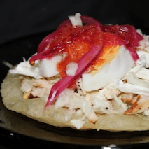 Salbute de Pollo Asado con Verdura