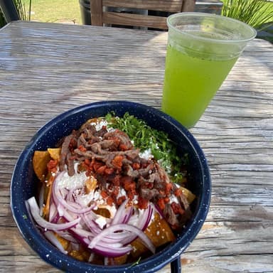 Combo Chilaquiles campechanos + Gyronada