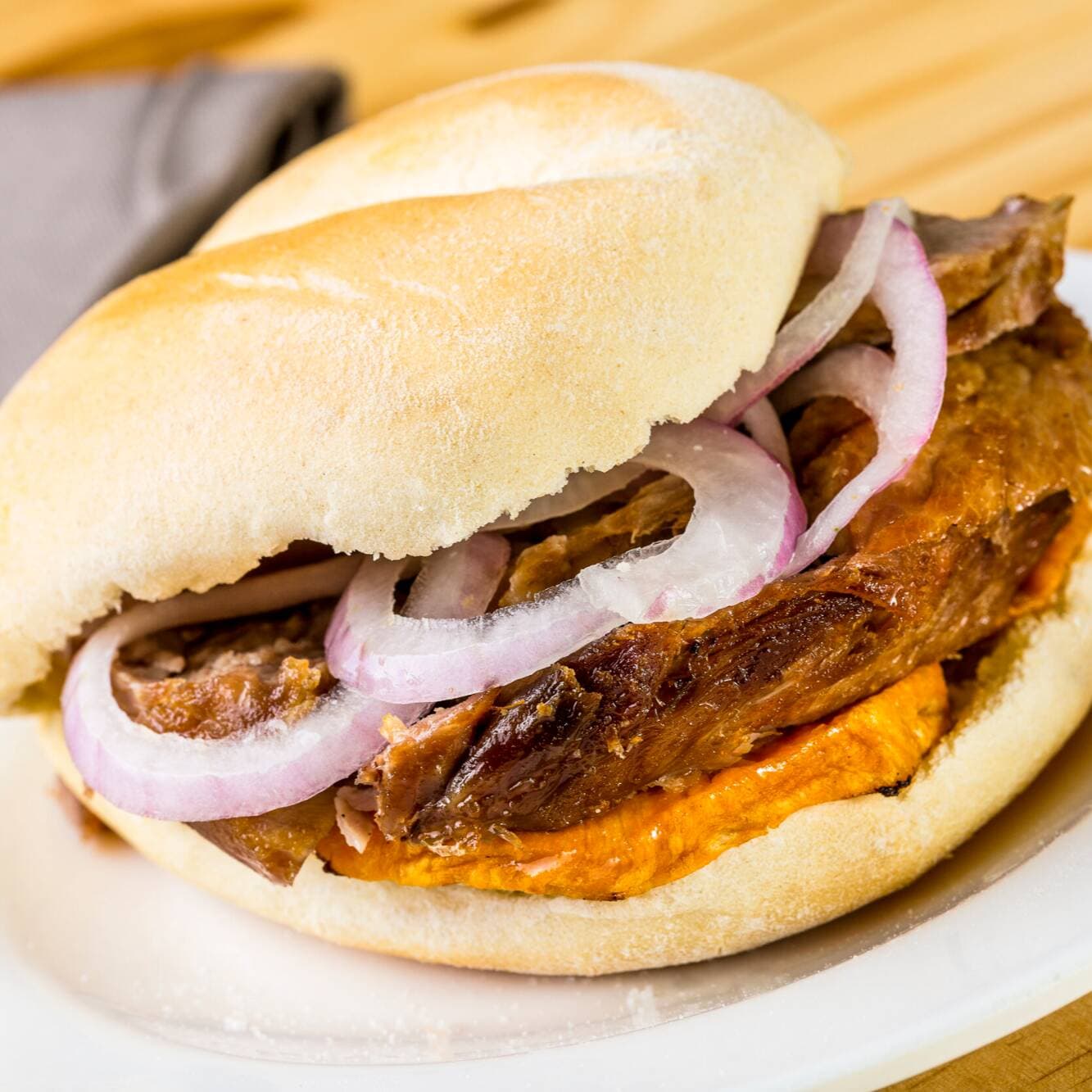 Sanguche de chicharron