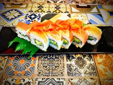 Combo Sushi Chipotle + Sushi Mar y Tierra