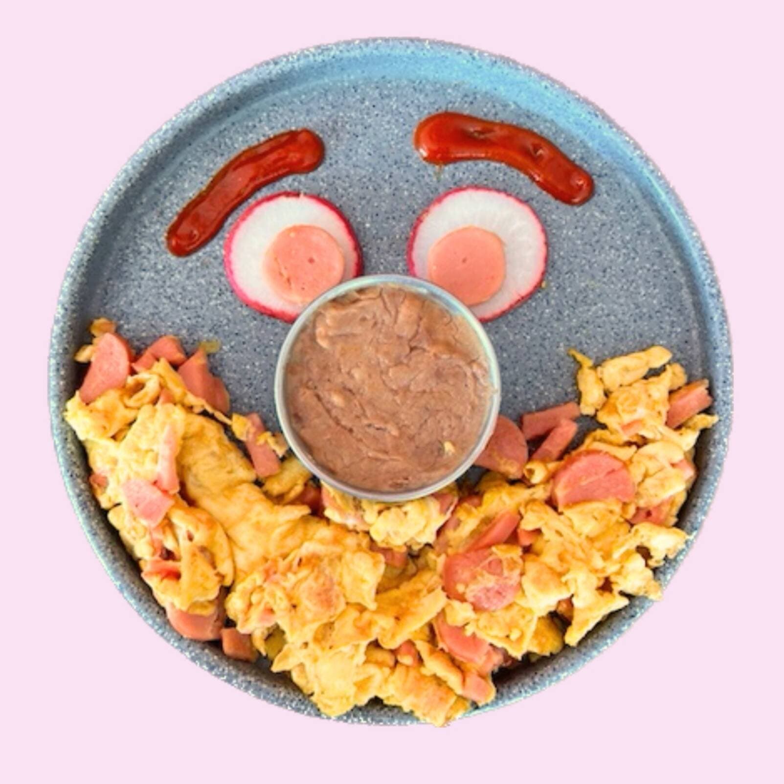 Huevito con salchicha