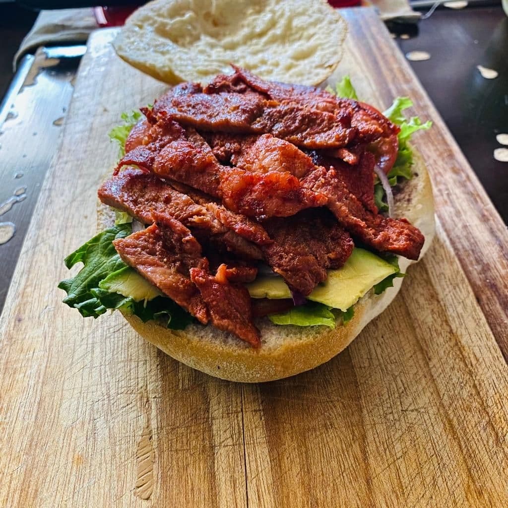 Torta de Pierna Enchilada