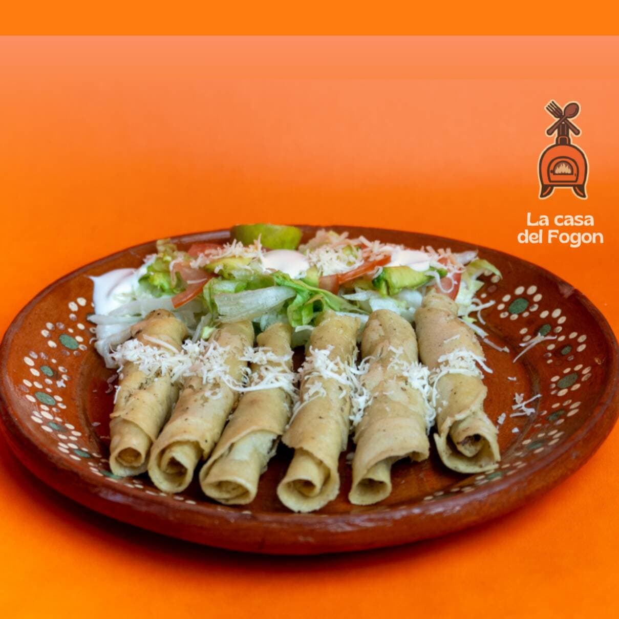 Orden de 6 Taquitos Dorados Surtidos